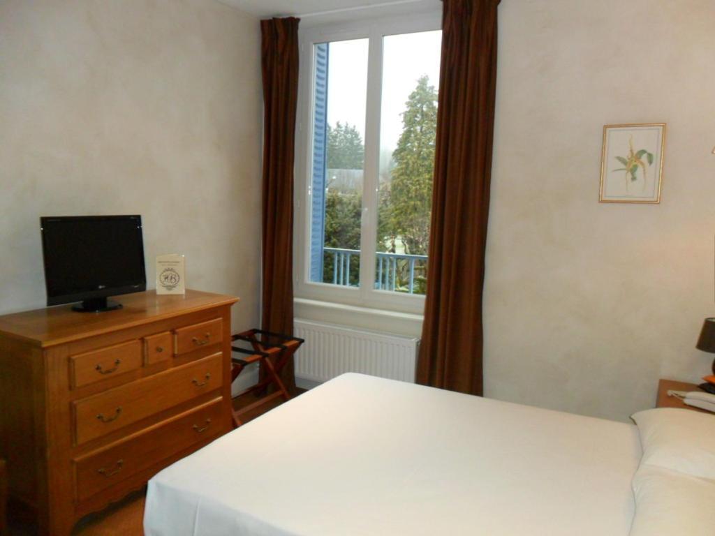 Hotel Beausejour Vic-sur-Cère Δωμάτιο φωτογραφία